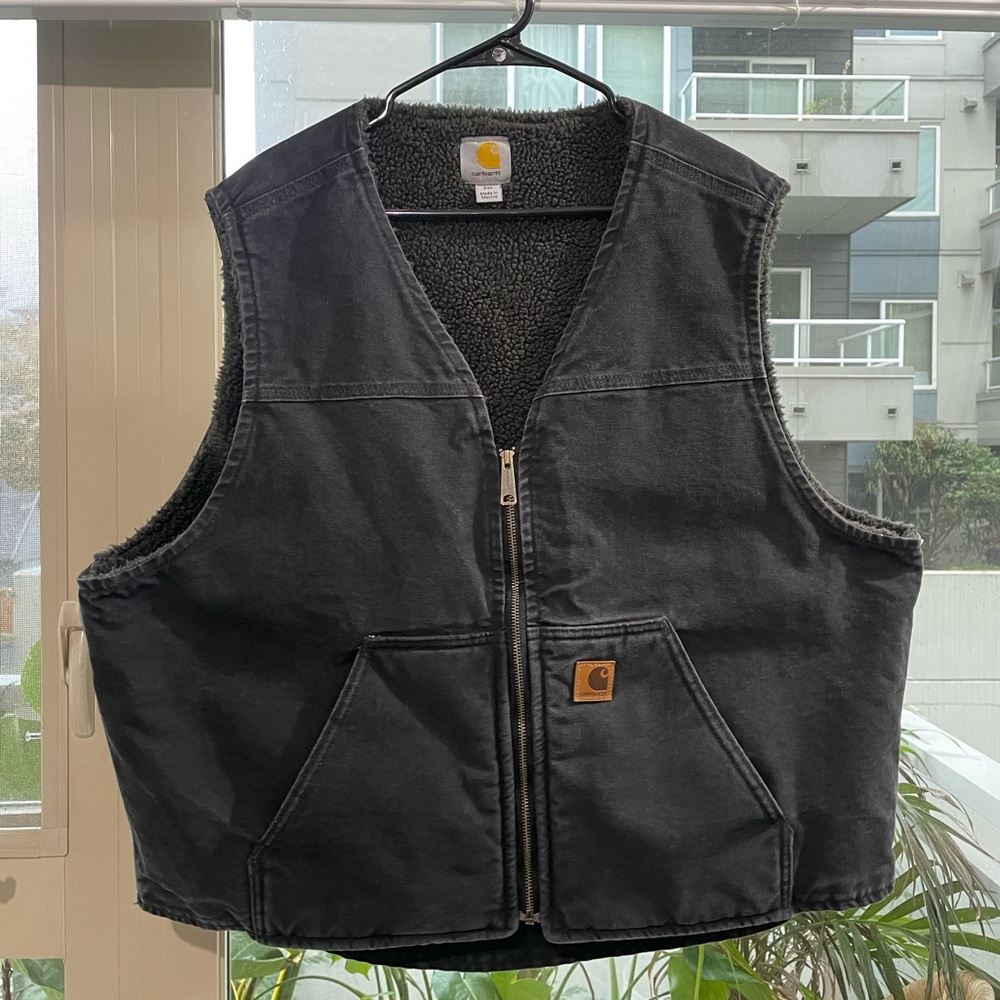 Carhartt Sherpa-lined duck canvas vest